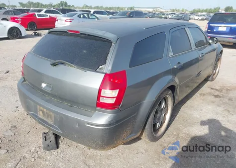 2005 Dodge Magnum Se из США, поврежденный, VIN 2D4FV48V15H113061